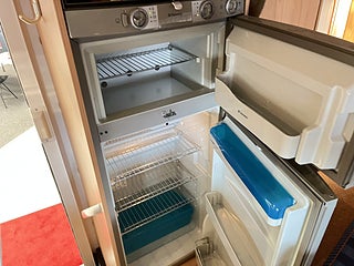Husbil-halvintegrerad Bürstner SOLANO 710 18 av 30