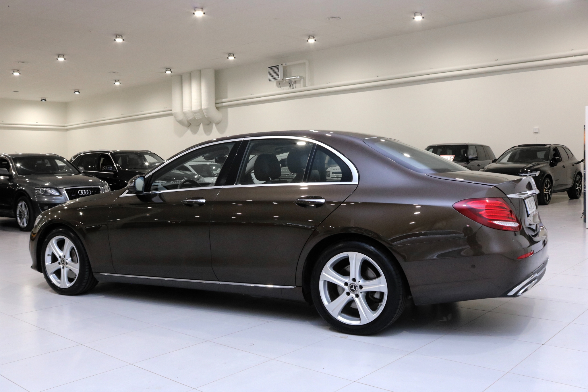 Mercedes-Benz E 2018, bild 6/46