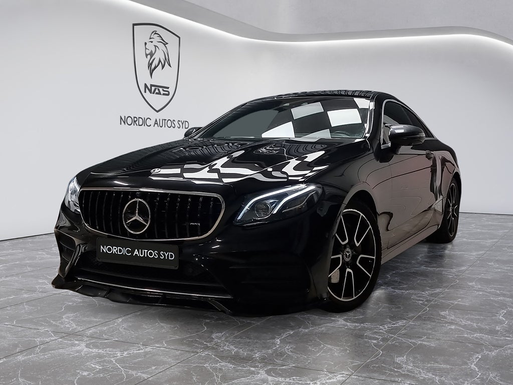Mercedes-Benz E 220 d Coupé / AMG / Panorama / Widescreen / HUD