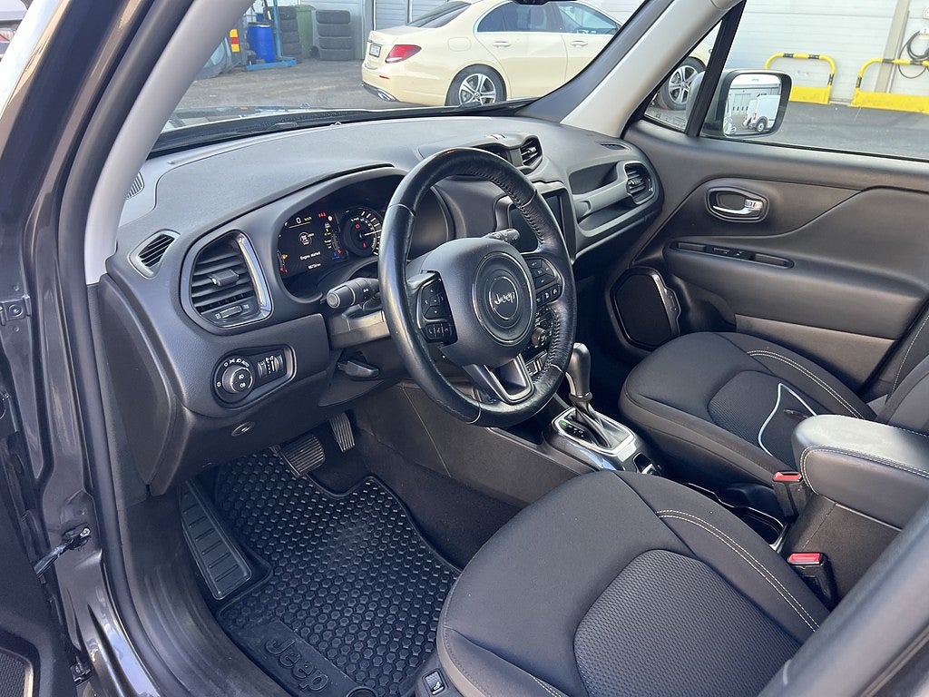 Jeep Renegade  Renegade 4xe Automatisk, 190hk, bild 11