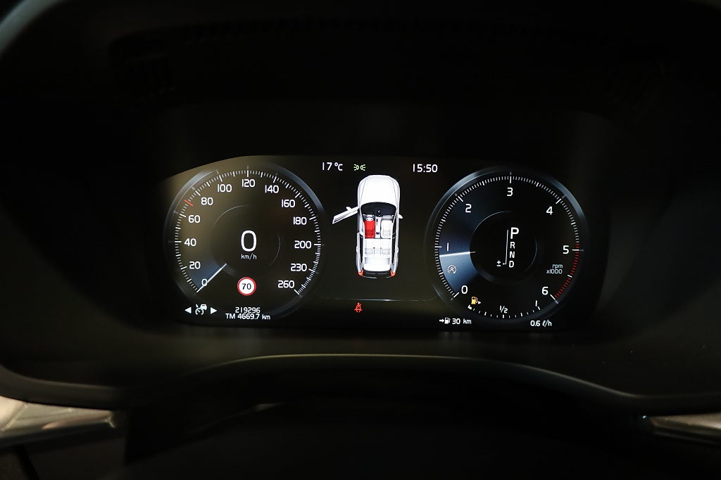 Volvo XC60 D4 AWD AUT Momentum SE Navi Drag VOC Leasbar 2019