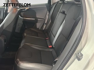 SUV Volvo XC60 9 av 14