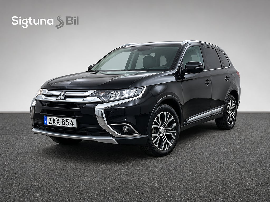 Mitsubishi Outlander 2.0 4WD CVT Business 7 Sits / Läder / Elstol / Drag 