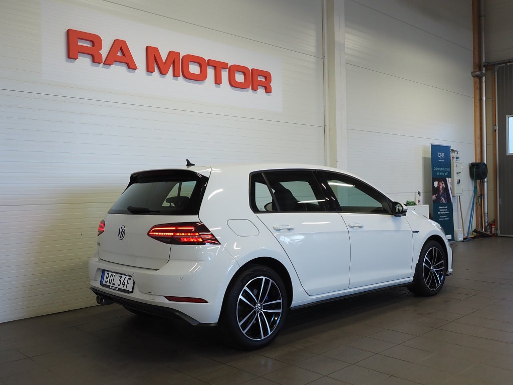 Volkswagen Golf GTE 1.4 TSI 204hk Plug-In Hybrid | Värmare | 2020