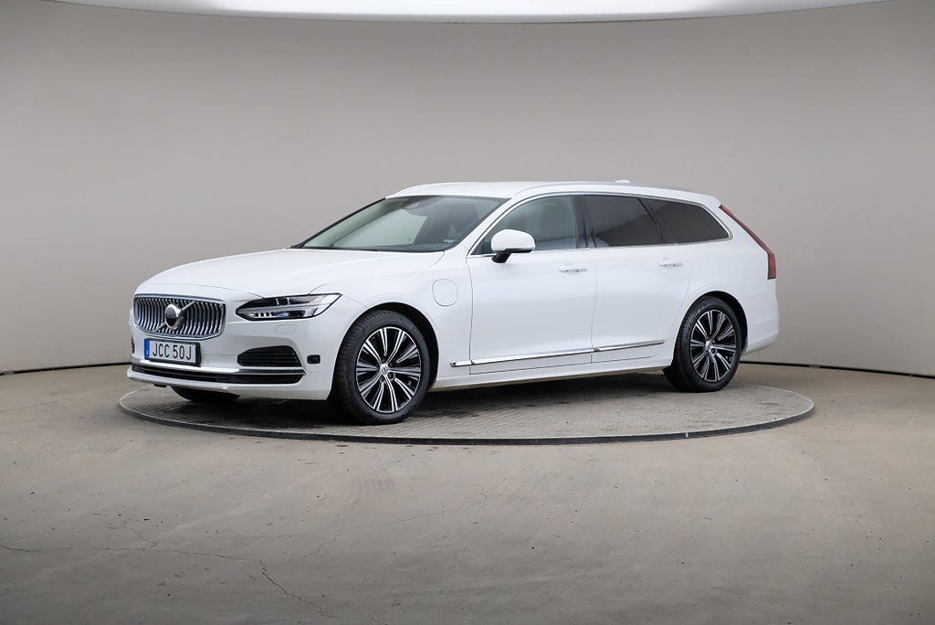 Volvo V90 Recharge T6 340hk AWD Momentum Drag