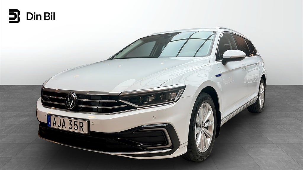 Volkswagen Passat Sportscombi SC GTE 1.4 TSI  Executive/Drag/Värmare