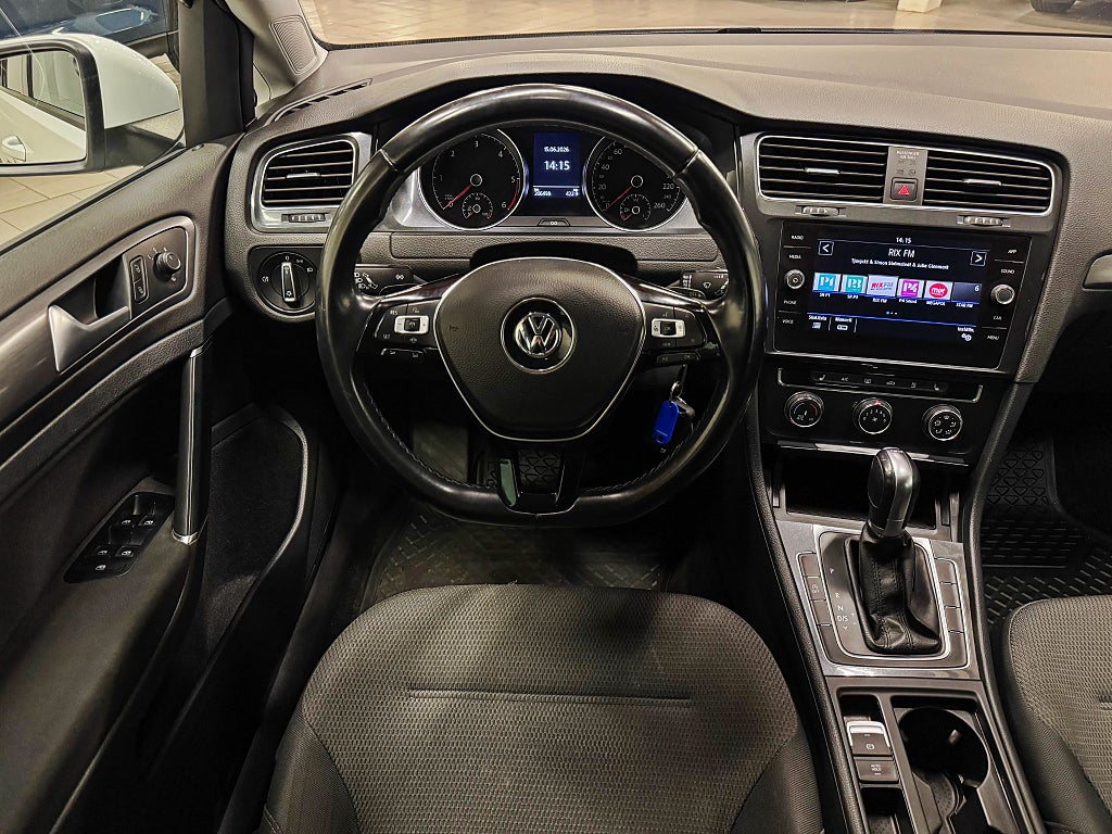 Volkswagen Golf SportKombi 1.6 TDI Automat 116hk Kamrem Nybytt