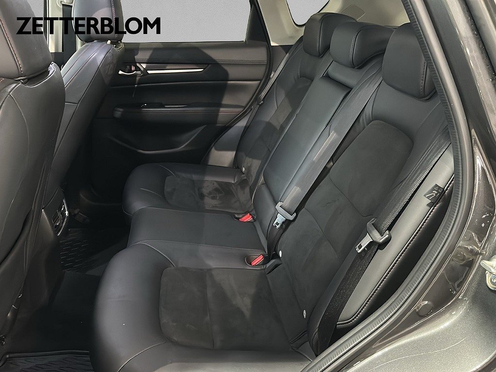 SUV Mazda CX-5 8 av 20