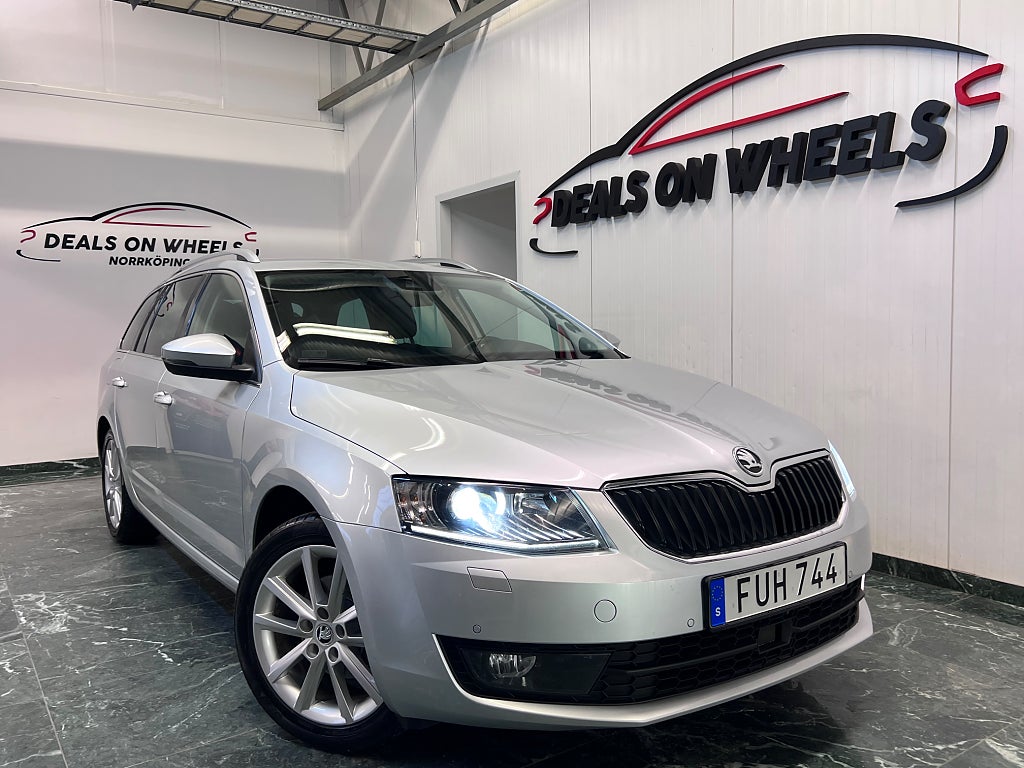 Skoda Octavia Kombi 2.0 TDI Elegance Värmare/Drag 150hk