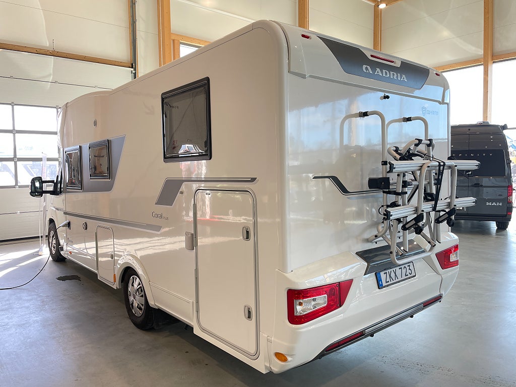 Adria Coral Plus 670 SC /Solcell/ALDE/Ugn/Automat 150hk/Dubbla bodelsb - Adria