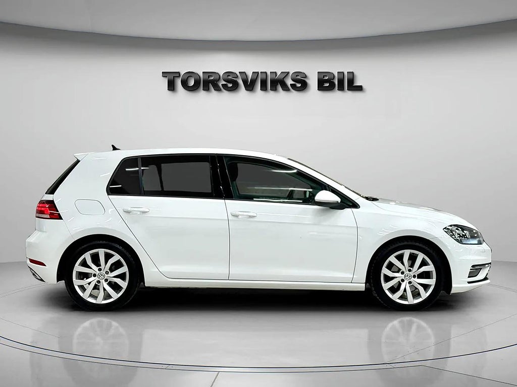 Volkswagen Golf I 5-dörrar 1.5 TSI 150hk GT Värmare B-Kamera Dynaudio - miniatyr 7