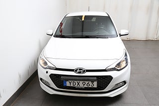 Halvkombi Hyundai i20 5 av 24
