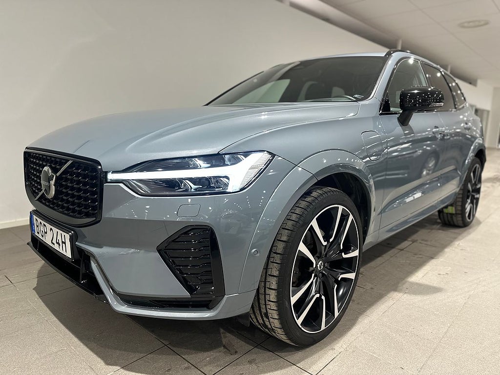 Volvo XC60 Recharge T8 R-Design, 360 kamera, Dragkrok, Panorama...