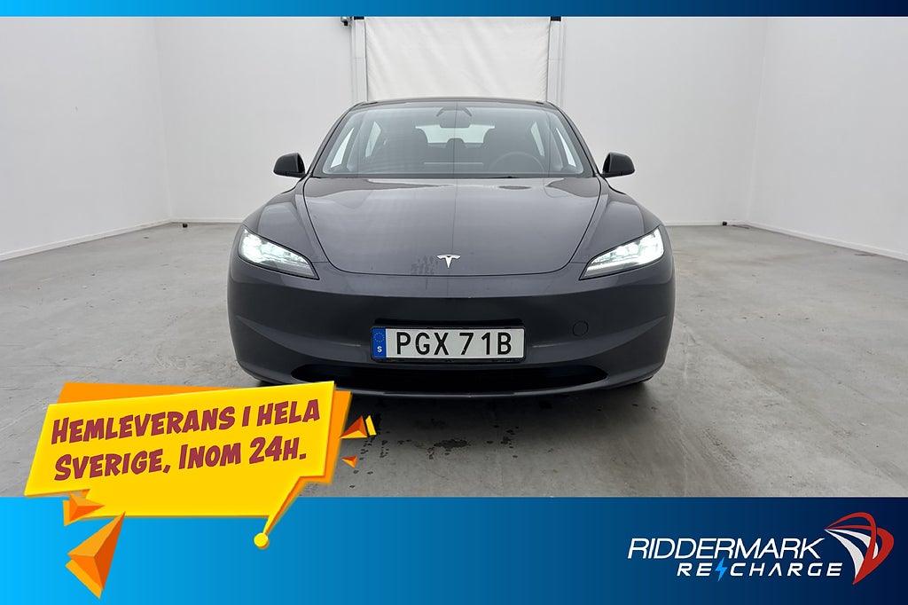 Tesla Model 3 Long Range AWD Pano Autopilot Svensksåld