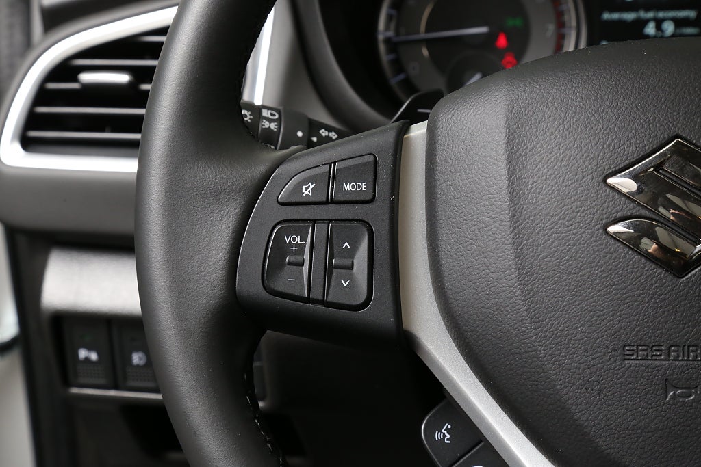 Suzuki S-Cross HEV AllGrip Hybrid 4x4 Inclusive Aut Panorama Motorv 2023