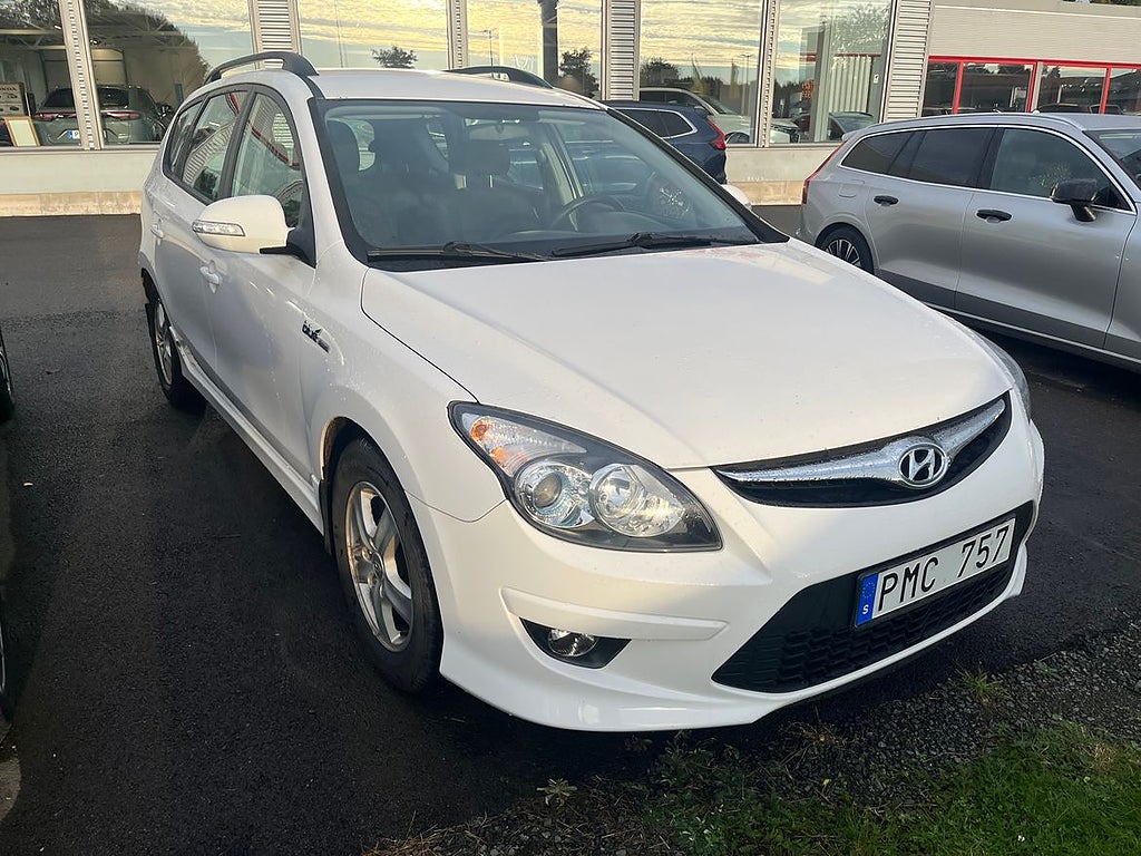 Hyundai i30 1,6 Crdi Kombi Gör det själv!