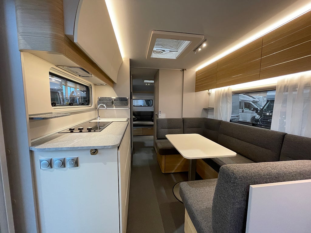 Adria Adora 673 PK /Barnkammare/Tält/Dubbla dörrar/ALDE - Adria