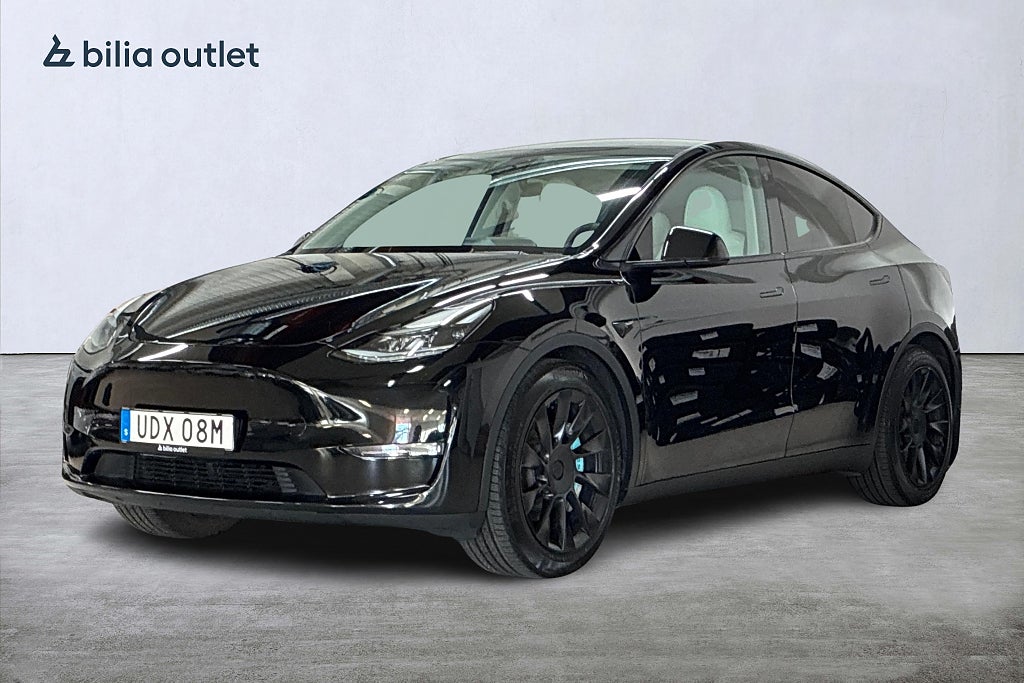 Tesla Model Y Long Range AWD Long Range 514hk Panorama Navi Drag MOMS
