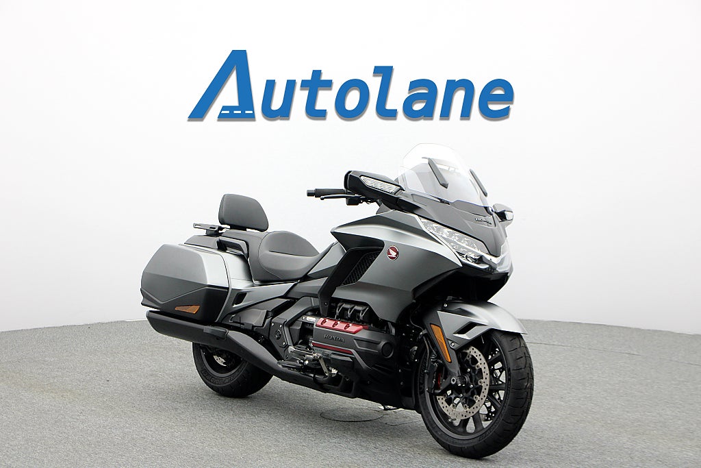 Honda Powersports GL1800BD "BAGGER" DCT* ABS OLIKA KÖRLÄGEN NYA DÄCK *