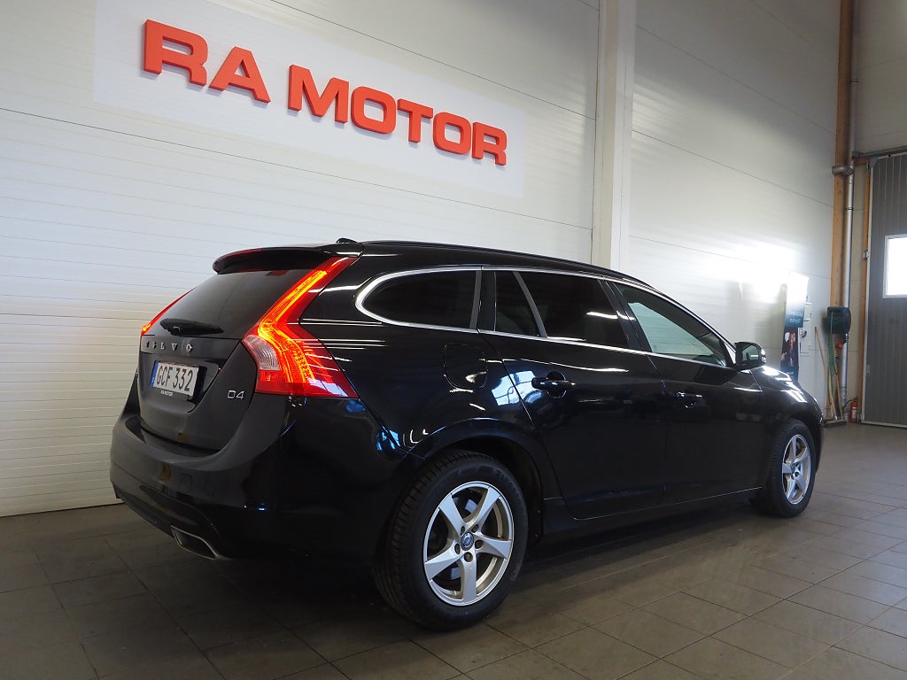 Volvo V60 D4 190hk Geartronic Momentum Business P-Sensorer D-Värm