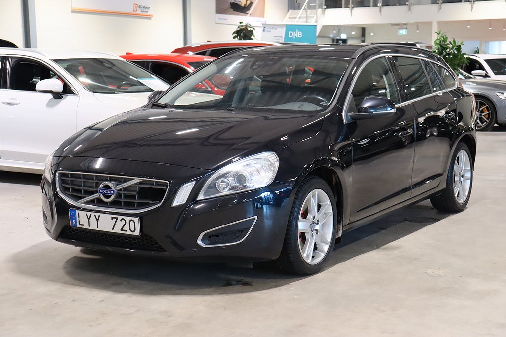 Volvo V60 D2 115HK Momentum Dieselv/Drag/Kamrem Bytt