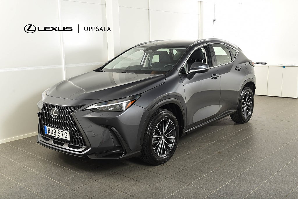 Lexus NX 350h AWD Comfort Backkamera Navi MOMS