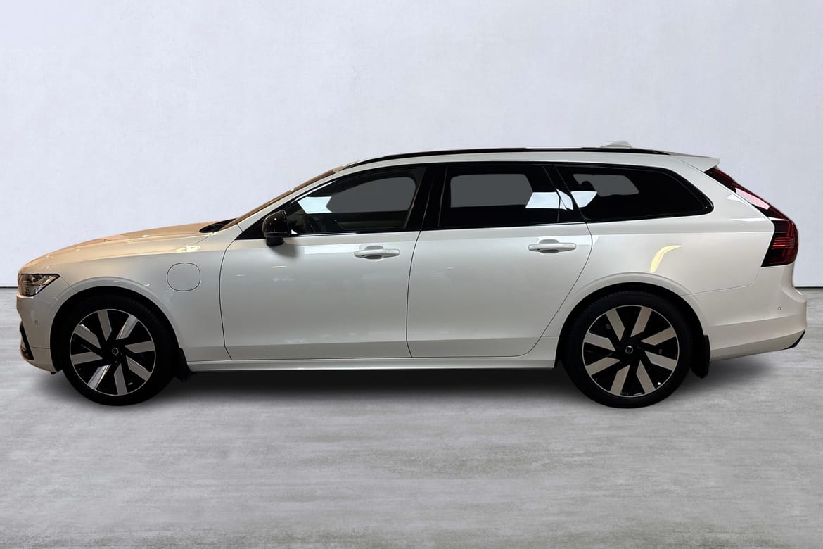 Volvo V90 T6 Plus Dark Nordic Edition 2025, photo 2/10