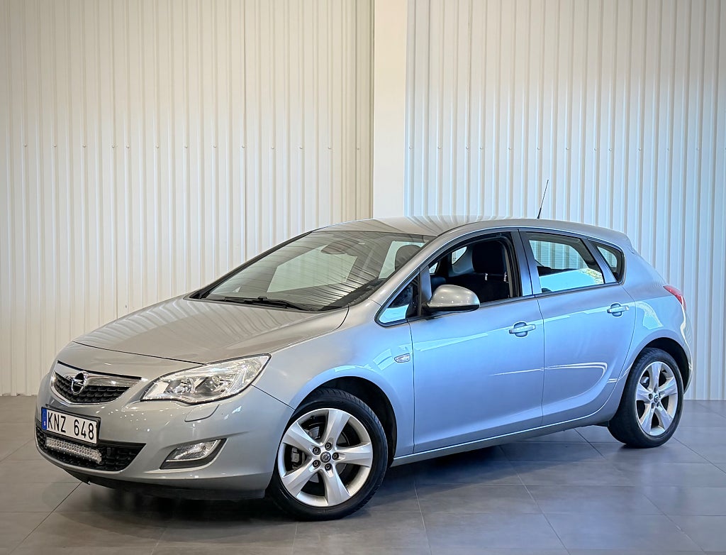 Opel Astra 1.6 Enjoy M-VÄRM VÄLSERVAD / VÄLSKÖTT 116HK 