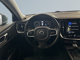 Volvo V60 D3 AWD Momentum S&V/Carplay/Drag/A.d Fart/Kamrem bytt!
