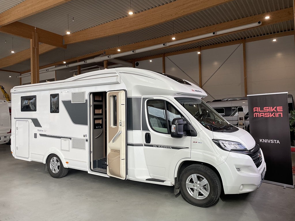 Adria Matrix Plus 670 SL / Automat 150hk / Solcell / Dragkrok / ALDE /