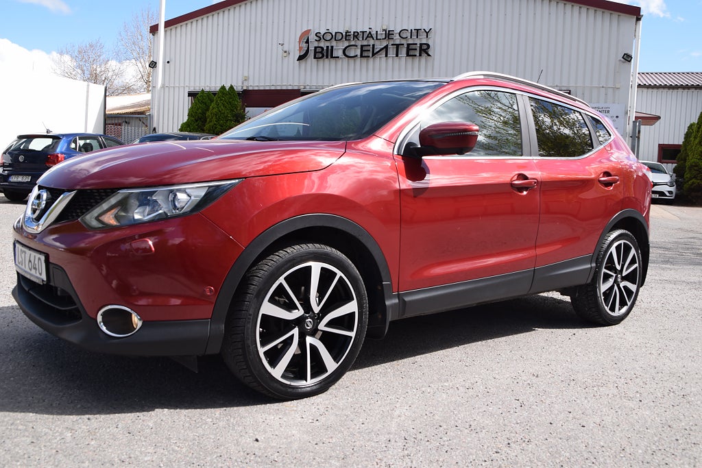 Nissan Qashqai 1.2 DIG-T XTRONIC Plus -CVT Panorama Skinn