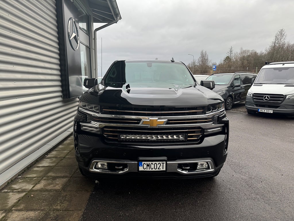 Chevrolet Silverado 1500 Crew Cab 6.2 V8 4WD High Country - bild 2