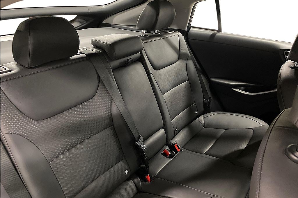 Hyundai IONIQ Premium +, Nav, rattvärme, Läder