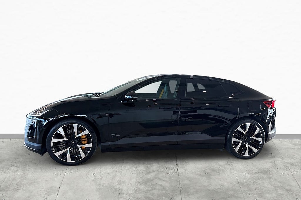Polestar 4 Long range Dual motor Plus Pilot Performance