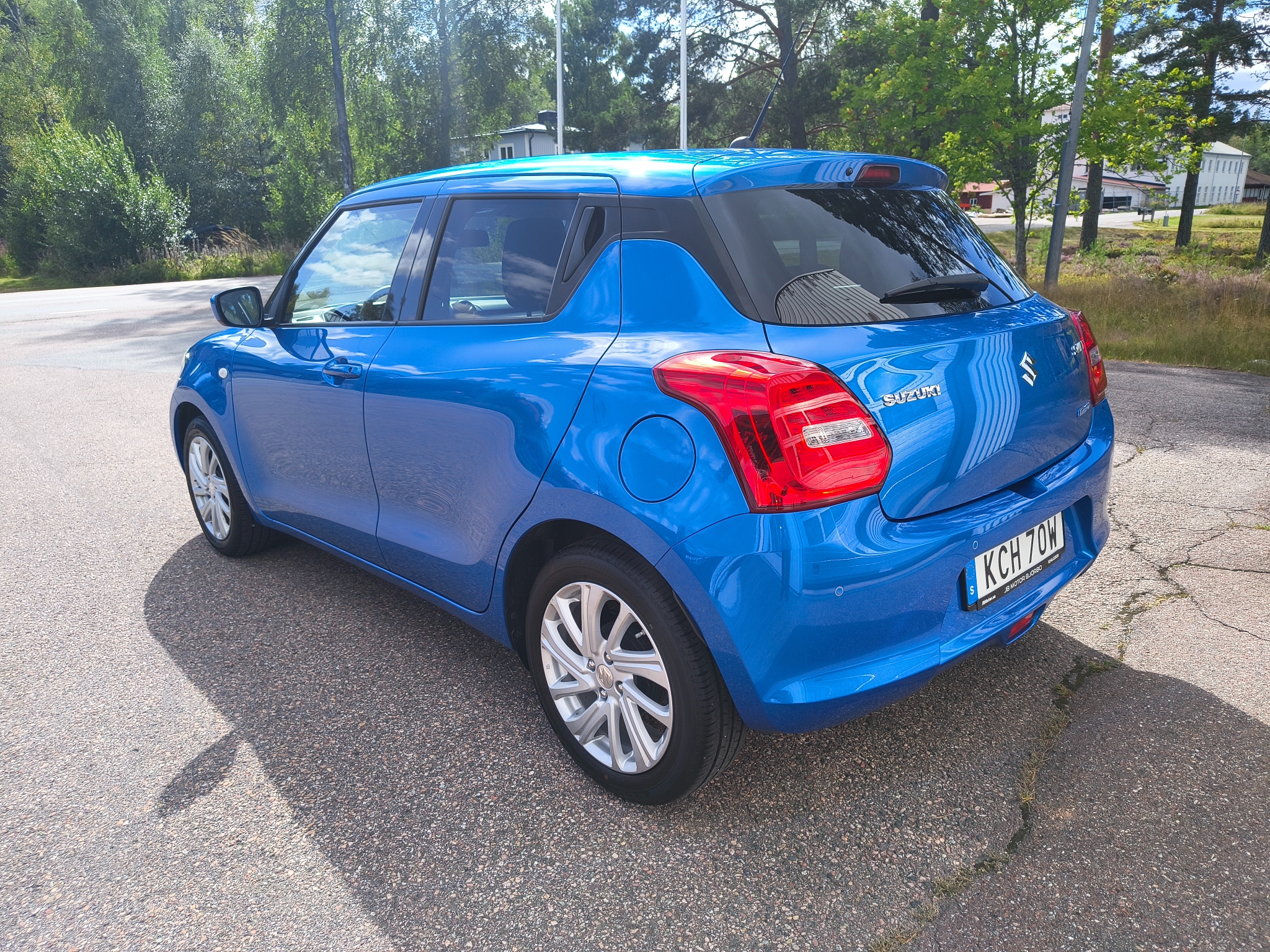 Suzuki Swift Select Hybrid Euro 6 2023, kuva 2/45