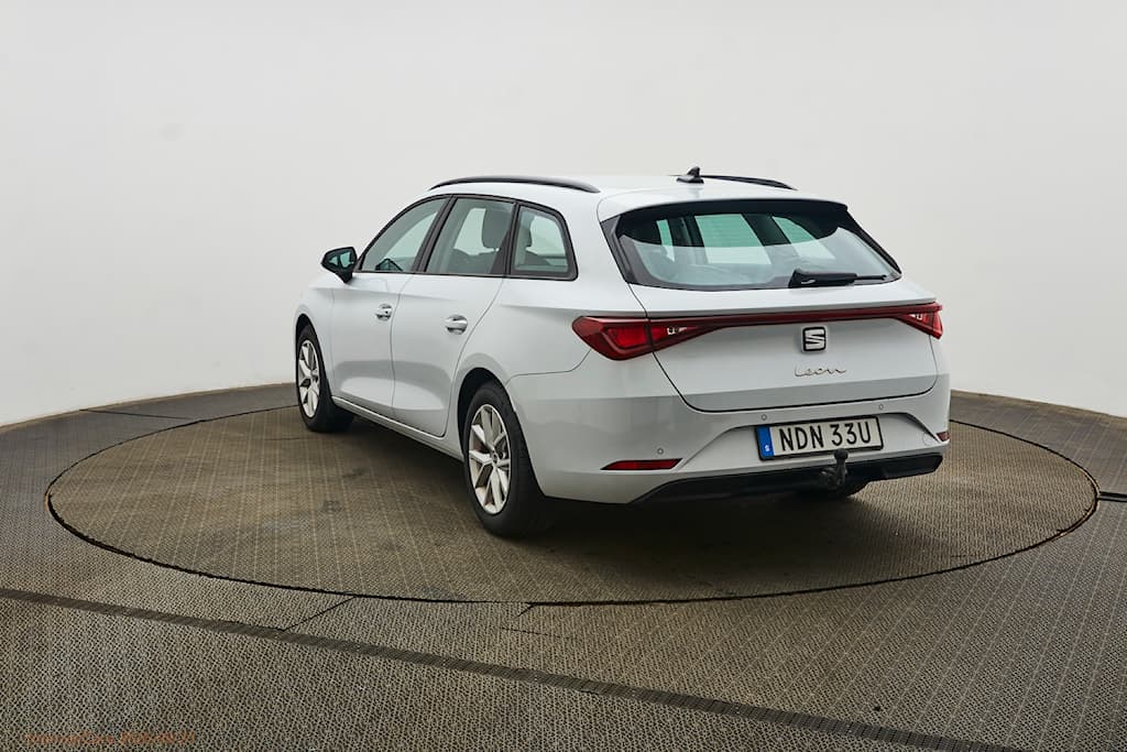 Seat Leon ST León Sportstourer 1.5 eTSI 2025, bild 2/10
