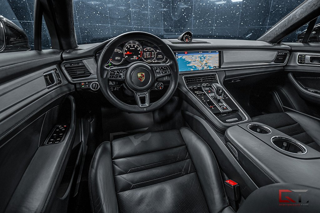 Porsche Panamera Turbo PDK, 550hk, 2019