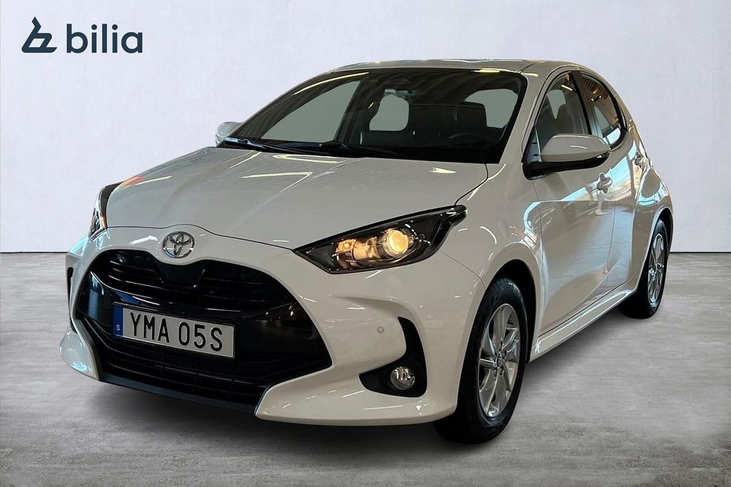 Toyota Yaris Hybrid 1.5 Active Komfortpaket P-sensorer fram & bak