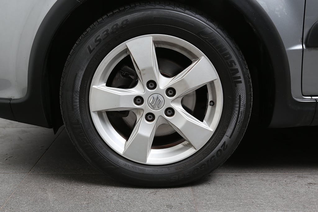 Suzuki SX4 1,6 VVT 120hk Automat Motorvärmare 2011