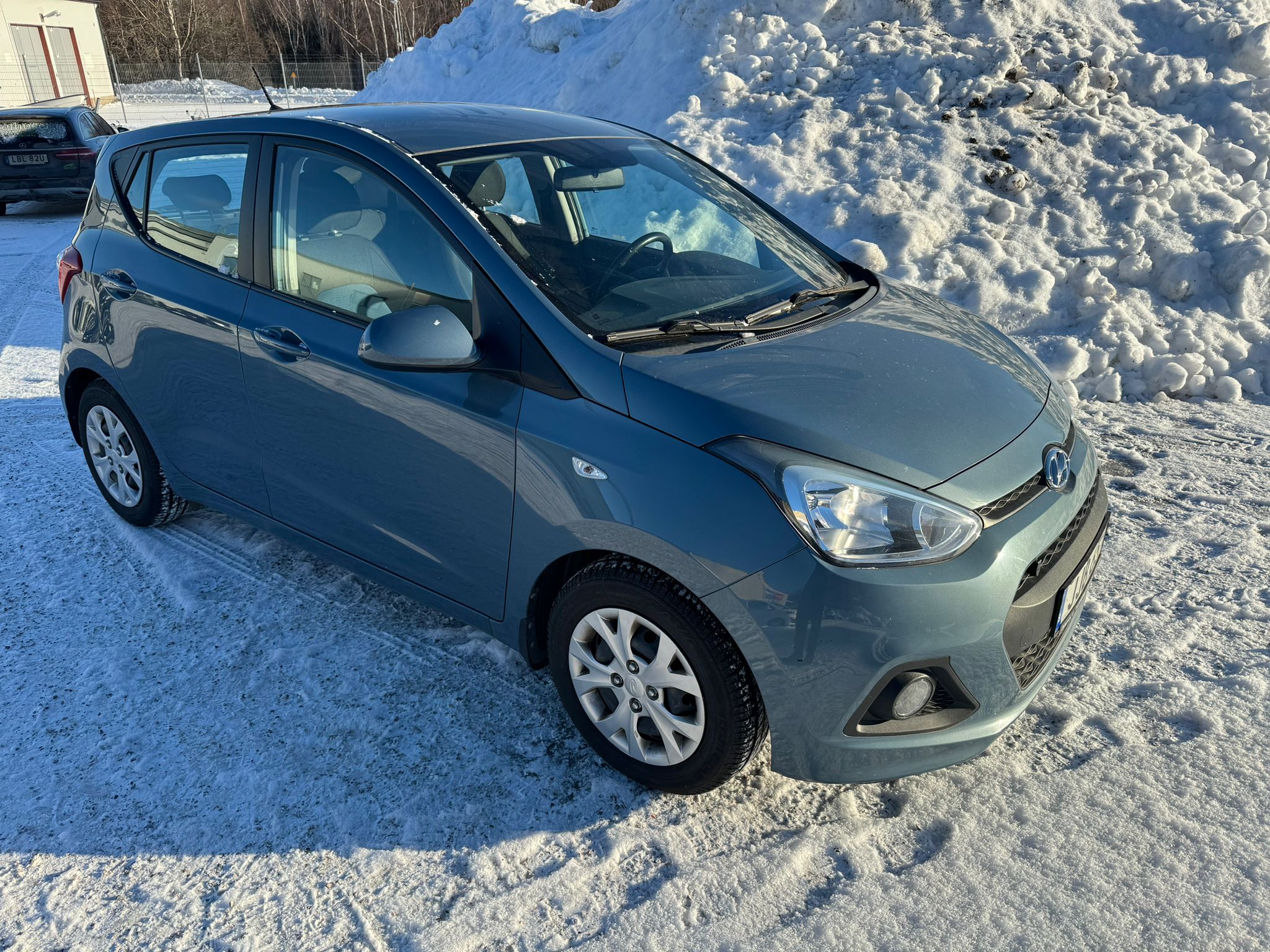 Hyundai i10 Vi förmedlar din bil 2015, bild 2/34
