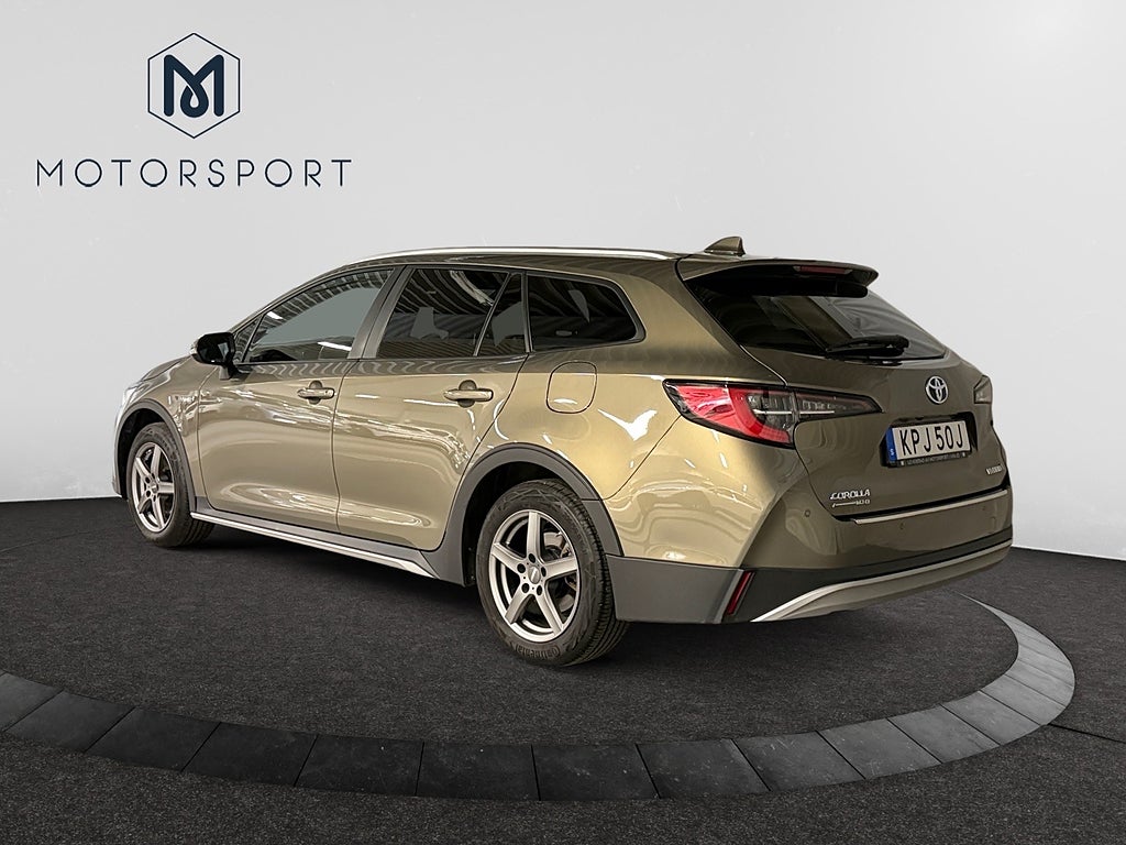 Toyota Corolla TREK Hybrid Adaptiv farthållare Backkamera Rattvärme bild 5