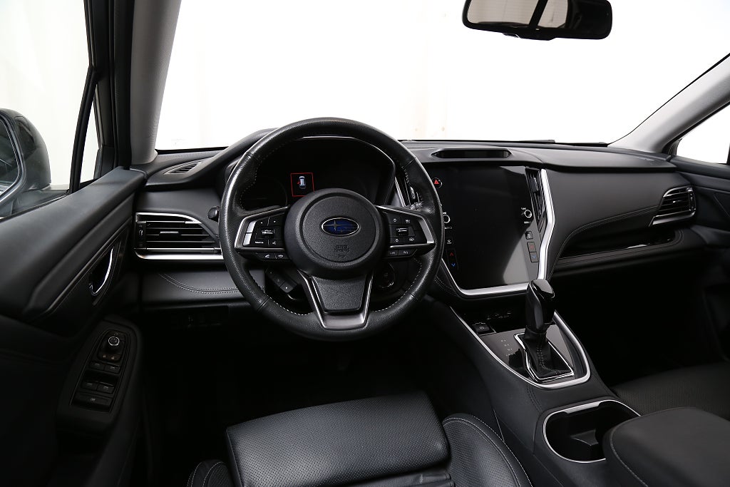 Subaru Outback 2,5i 169hk Limited Xfuel AWD Aut Skinn Dragkrok 2022