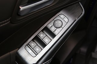 SUV Nissan Qashqai 12 av 25