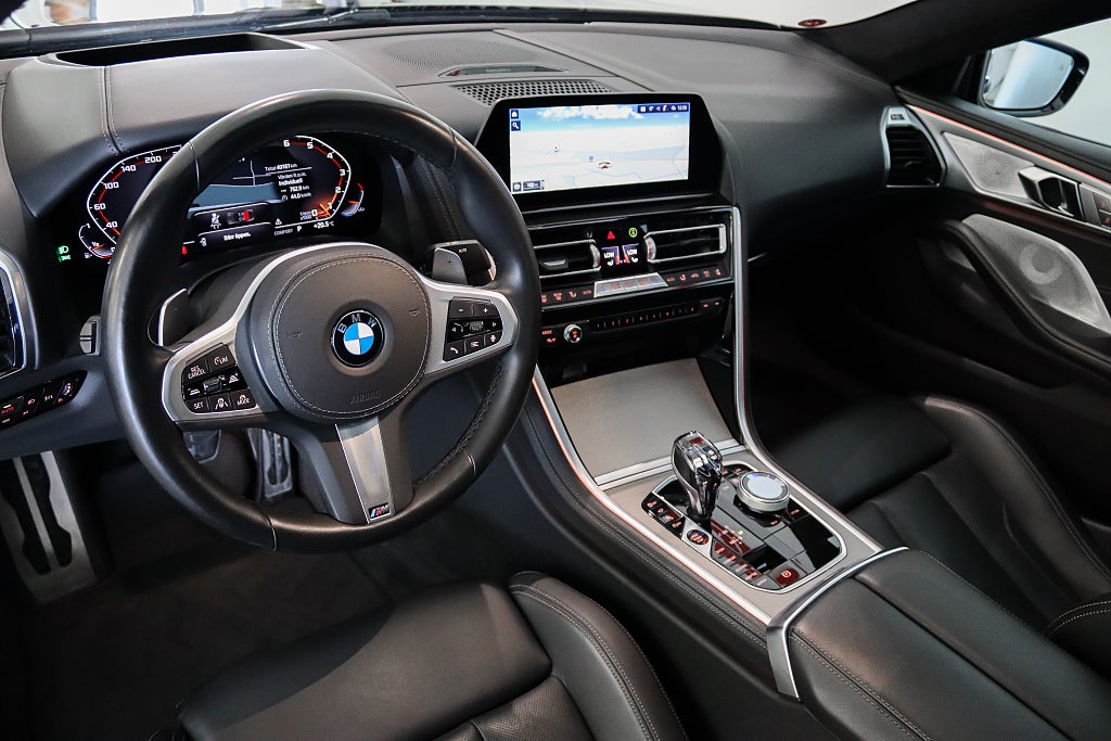 BMW M850i xDrive Gran Coupe B&W Kolfiber Panorama Soft Close