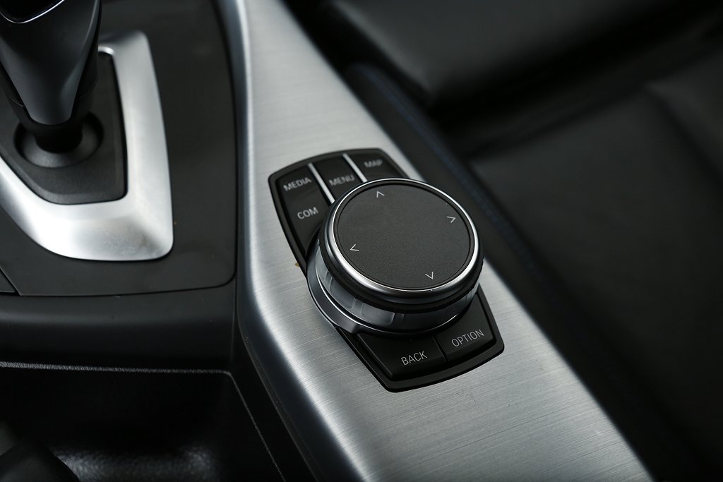 BMW 120 d xDrive M-Sport Aut Kamera Läder 2019