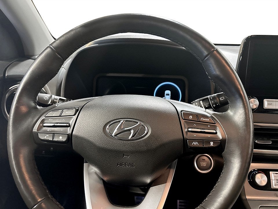 Bild på Hyundai Kona Essential 39.2kWh 136hk Aut - B-KAMERA, RATTVÄRME