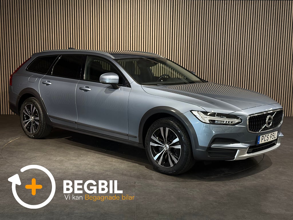 Volvo V90 Cross Country D4 AWD Inscription Pro / Värmare / Kamera