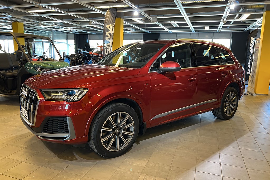 Audi Q7 55 TFSI Quattro 7-Sits - S Line - Drag - Värmare