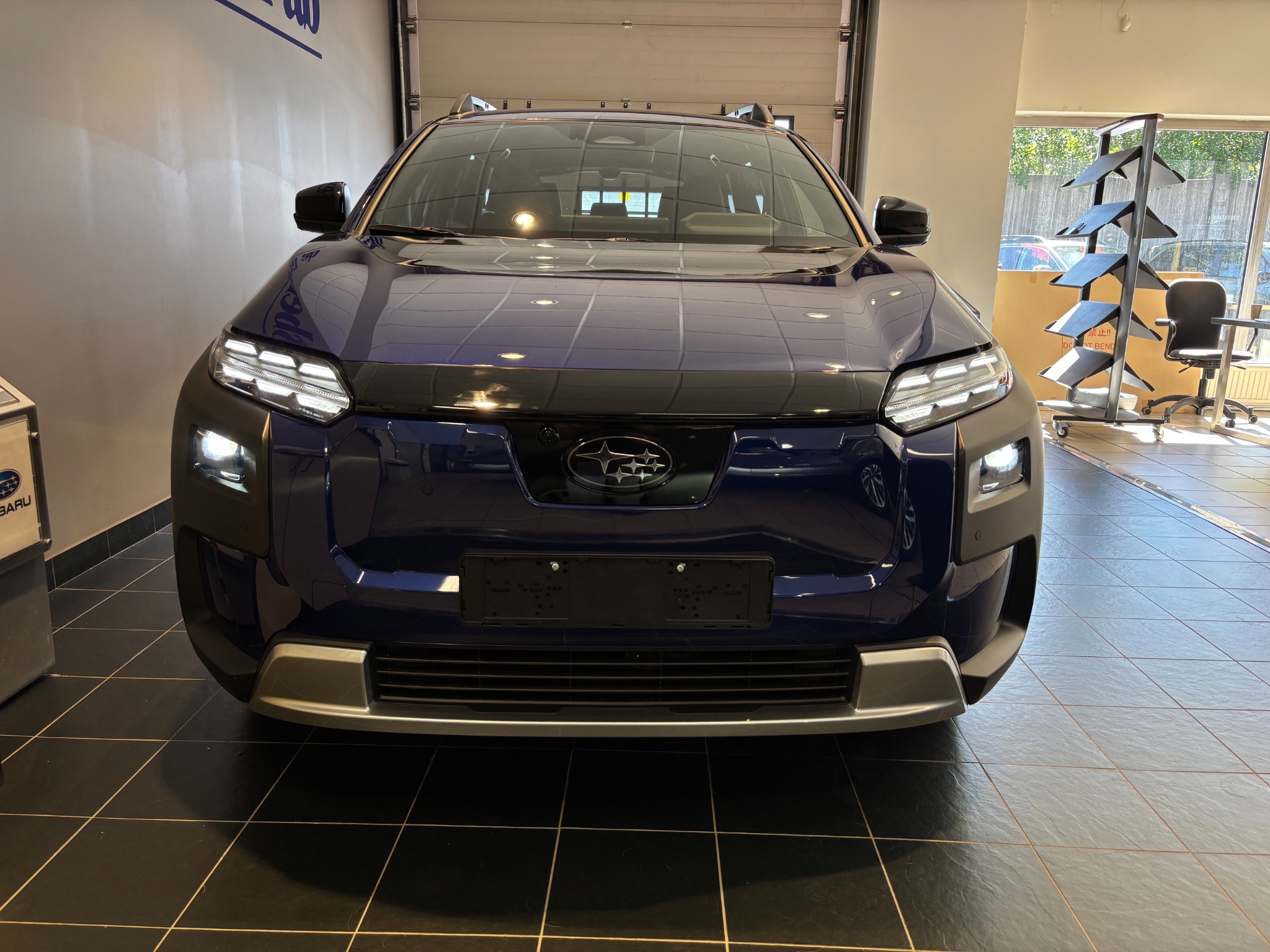 Subaru E-Outback 74.7 kWh AWD LIMITED 2026, bild 3/38