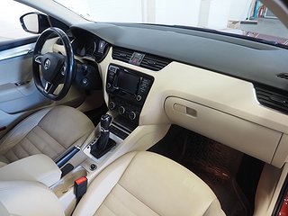 Kombi Skoda Octavia 10 av 22